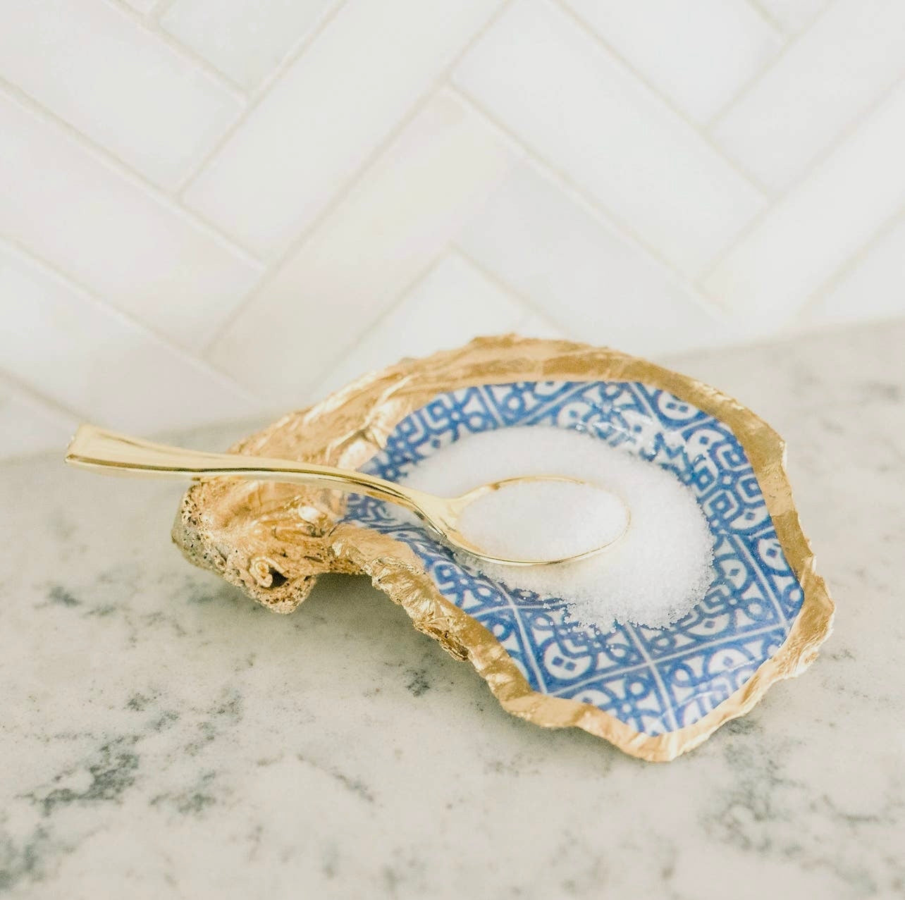 Amalfi Collection - blue tile oyster shell