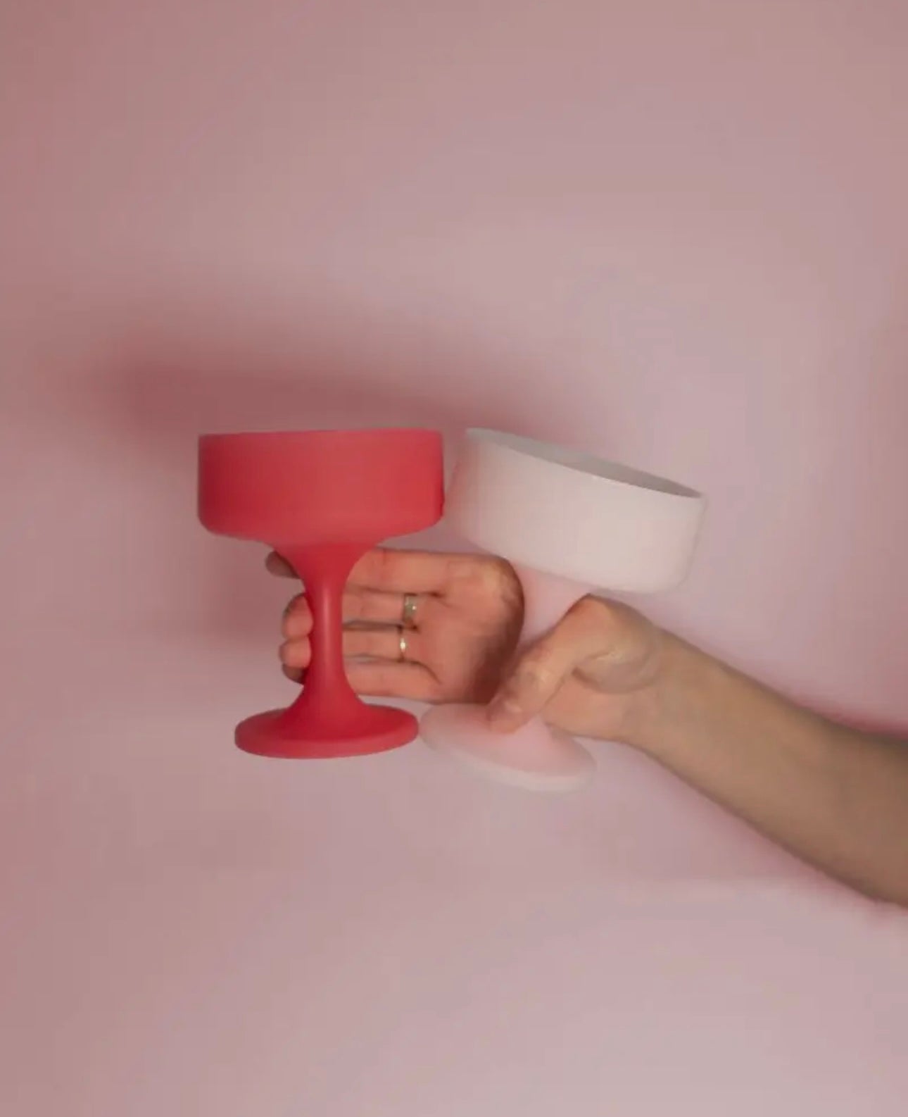 Unbreakable silicone cocktail glasses - cherry & blush