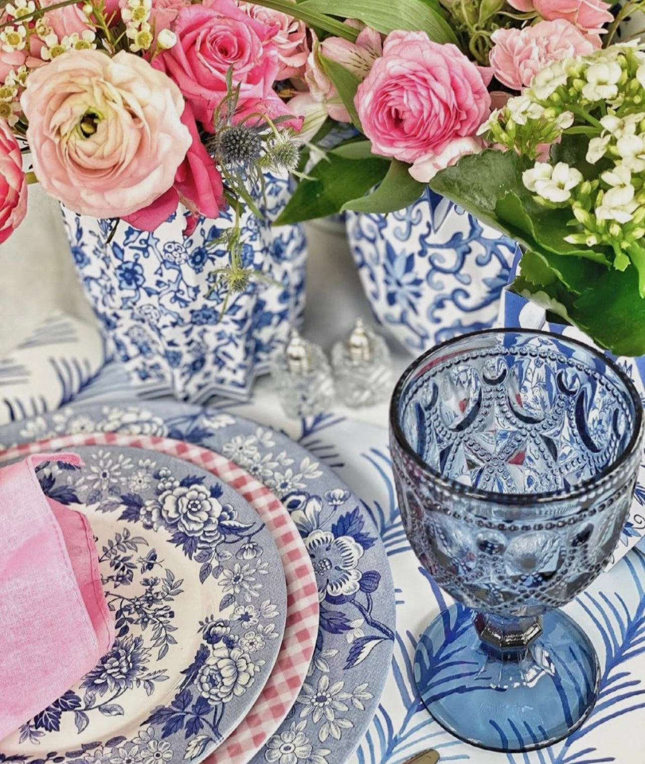 Chinoiserie paper vase wraps