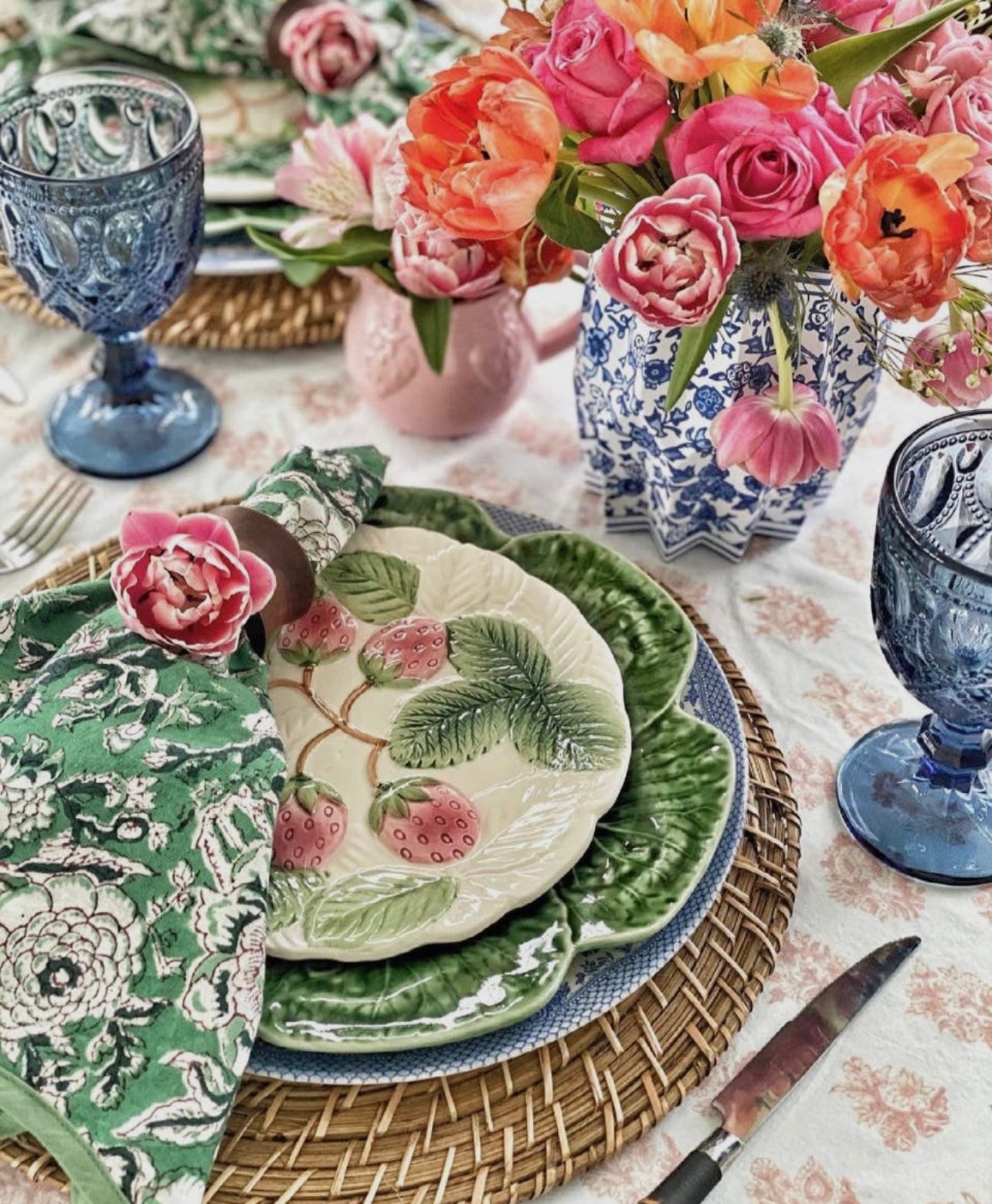 Chinoiserie paper vase wraps