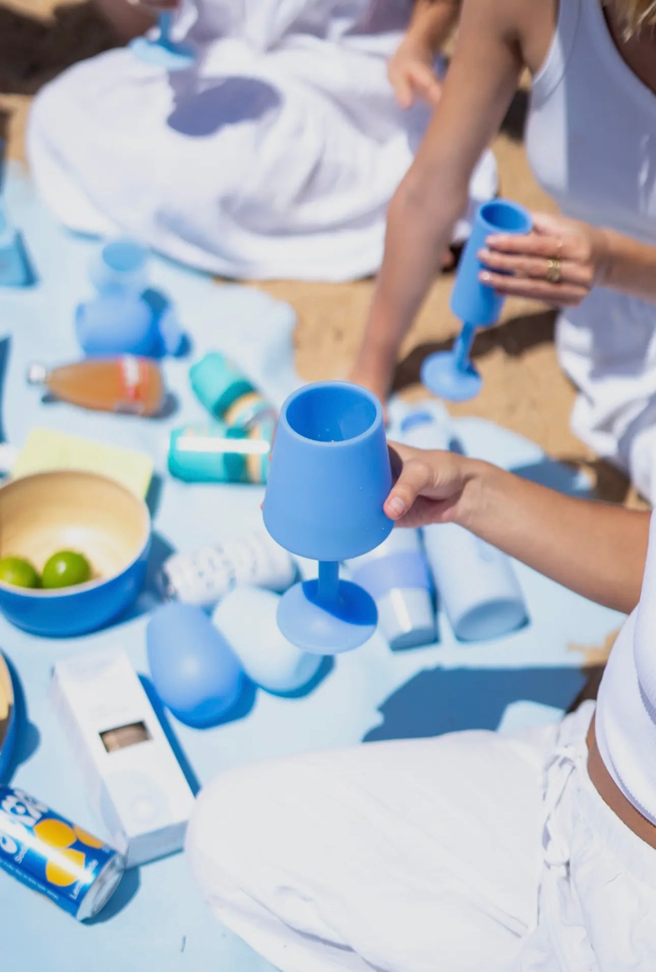 Unbreakable silicone wine glasses - sky & kingfisher